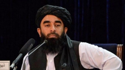 مجاهد: جهان برای به رسمیت شناختن حکومت طالبان بهانه جویی می کند