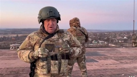 Alaya Rûsiyê li bajarê Baxmût ê Ukraynê hat bilindkirin

