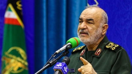 کوئی بھی طاقت ایران کے مقابلے کی جرات نہیں کرسکتی : جنرل حسین سلامی