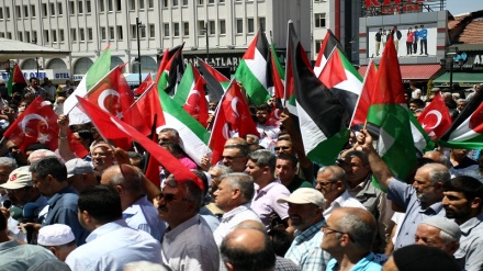 ناڕەزایەتی دژ بە زایۆنییەکان لە تورکیا بەردەوامە