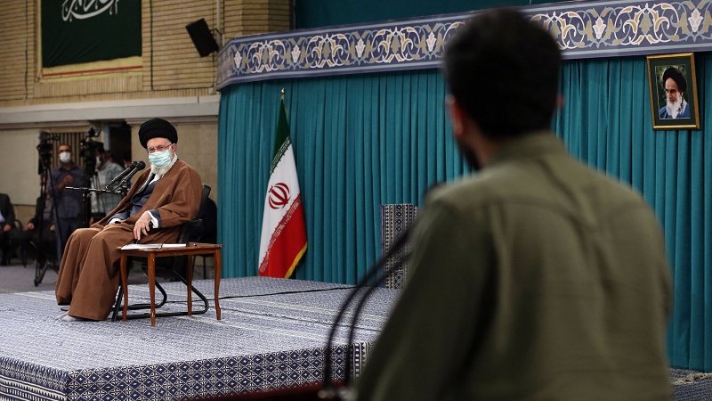 رہبر انقلاب اسلامی کا طلبا سے خطاب، فکری بنیادوں کو مستحکم بنانے کی تاکید