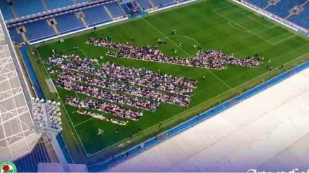 Futbol stadionlarında Fitr bayramı namazı keçirilib