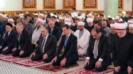   نماز عید کے اجتماع میں شامی صدر کی شرکت 