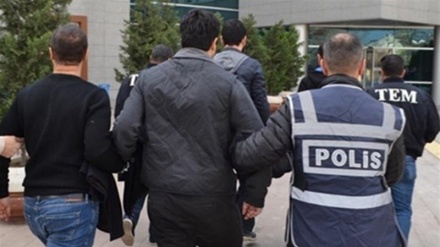 12 kes li Tirkiyê bi tawana têkiliya bi DAIŞ'ê ra hatin desteserkirin