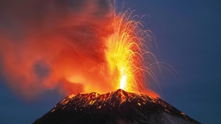 Volkana Merapî'yê li Endonezyayê careke din çalak bû