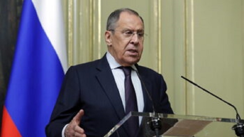  Lavrov: Perëndimi po luan me zjarr