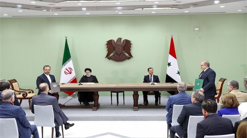 İran və Suriya 15 əməkdaşlıq sazişi imzalayıb