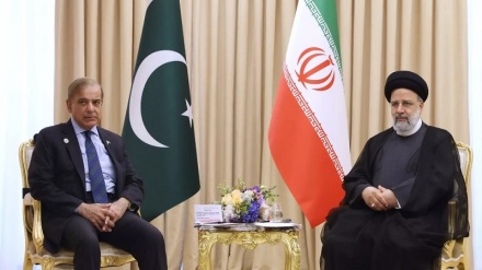 صدر ایران اور وزیر اعظم پاکستان کی سرحد پر اہم ملاقات، دو اہم اقتصادی منصوبوں کا کریں گے افتتاح (ویڈیو)