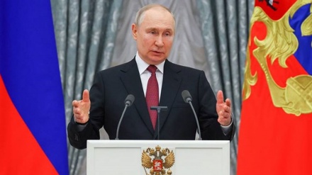 Putin: Rusiya müharibəni dayandırmağa çalışır
