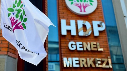 ‘Tamer Temel’, endamekî Partiya Demokratîk a Gelan (HDP), li parêzgeha Şirnexê ya Tirkiyê hate terorkirin