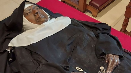  Trupi i pa prishur i një murgeshe katër vjet oas vdekjes tërhoqi njerëzit në një manastir në Misuri
