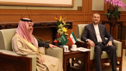 سعودی شاہ کے اہم پیغام کے ساتھ سعودی وزیر خارجہ تہران پہنچ گئے