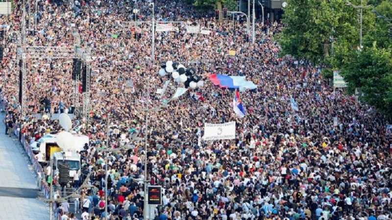 Desetine hiljada građana na šestom protestu 