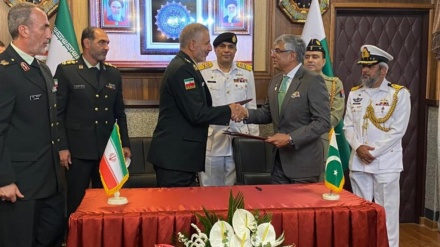 ایران اور پاکستان کے درمیان سرحدی سیکورٹی تعاون کے سمجھوتے پر دستخط