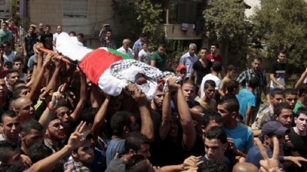 نابلس میں صیہونی فوجیوں کی فائرنگ سے ایک 18 سالہ فلسطینی شھید