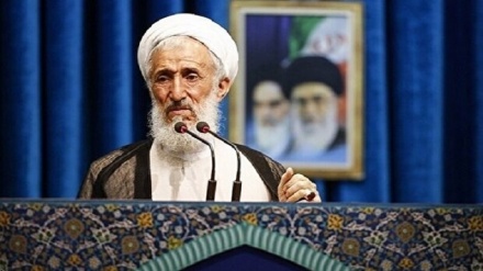 Tehran xətibi İslam cəmiyyətində birliyi gücləndirməyə çağırır