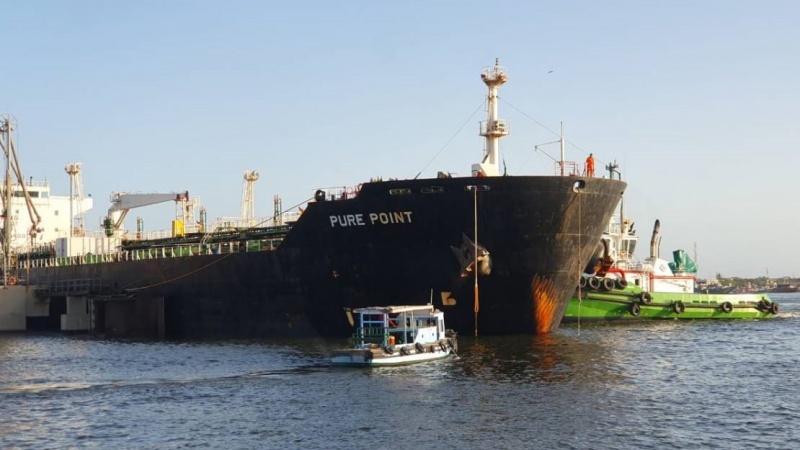 سستے تیل کا حامل روس کا پہلا بحری جہاز کراچی میں لنگر انداز ہو گیا
