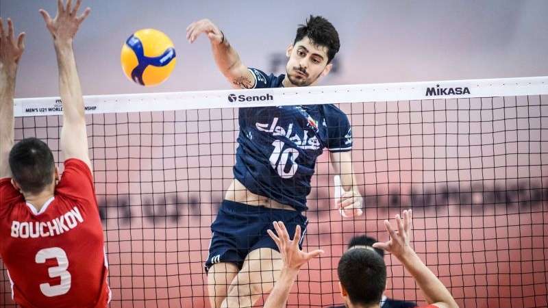 İran voleybol üzrə dünya çempionatinin yarimfinalinda