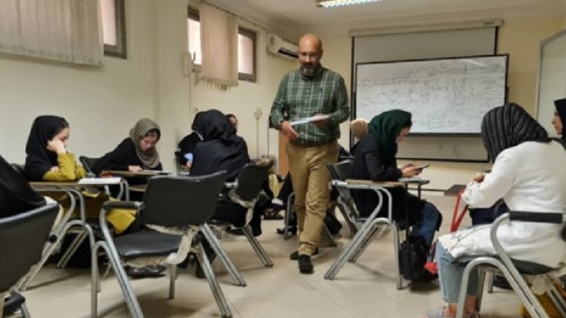 آموزش 500آموزگار زن افغانستانی در ایران طی دو سال گذشته 