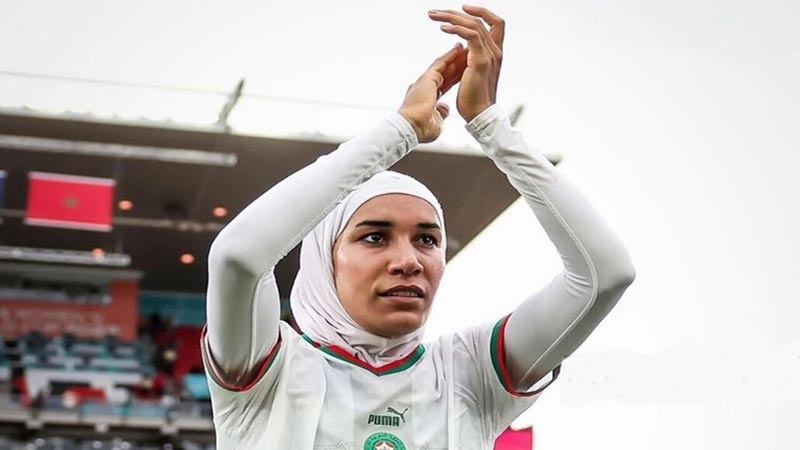 عالمی کپ فٹبال میں باحجاب مراکشی خاتون فٹبالر کی دھوم 