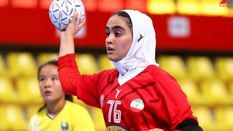 İranlı həndbolçu qızlar Özbəkistan komandasına qalib gəldi