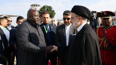 ایران کے صدر رئیسی کا 3 افریقی ملکوں کا کامیاب دورہ، 21 معاہدوں پر دستخط 
