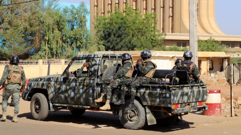 بیرونی فوجی مداخلت کا خدشہ، نائیجر کا فضائی حدود بند کرنے کا اعلان