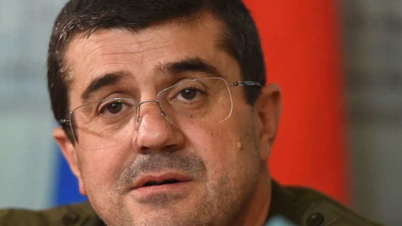 Harutyunyan: Əsas siyasi məsələlər həll olunmalıdır!