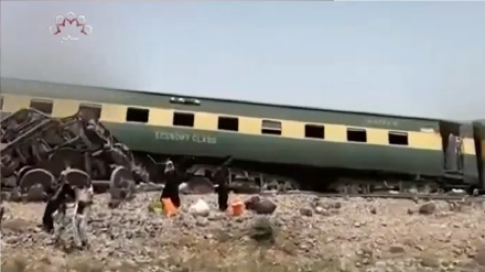 په پاکستان کې د اورګاډي د ټکر له امله لسګونو کسانو ته مرګژوبله اوښتې