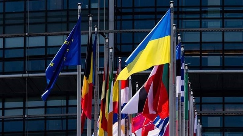 Qərb rəsmiləri Ukraynaya ərazi güzəştləri təklif edirlər