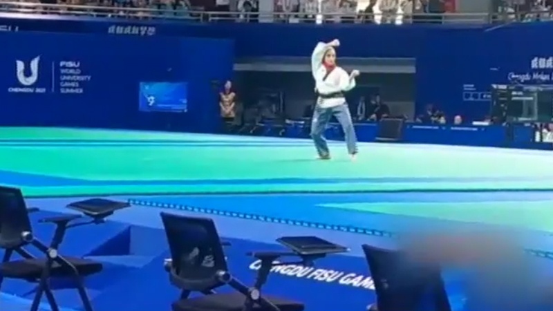 İranlı qadın taekvondoçu Dünya Universiada Oyunlarında bürünc medal qazanıb