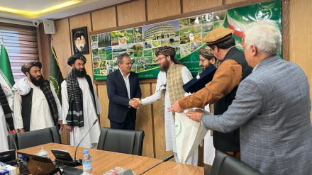 ايران ته د کرنې، اوبو لګونې او مالدارۍ وزارت د پلاوي سفر