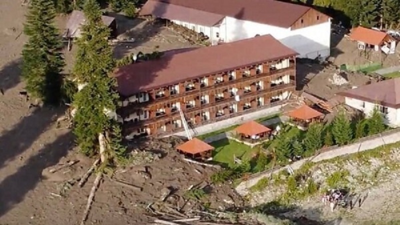 Gürcüstanda xilasedicilər öz işlərini davam etdirirlər