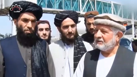 په افغانستان کې یو شمېر پخوانیو دولتي چارواکو د خونديتوب کارتونه ترلاسه کړي