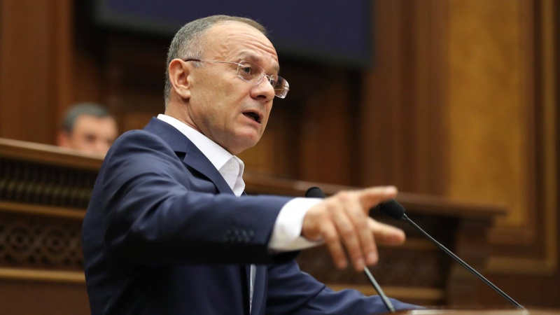 “Azərbaycan üzərinə təzyiq edin”