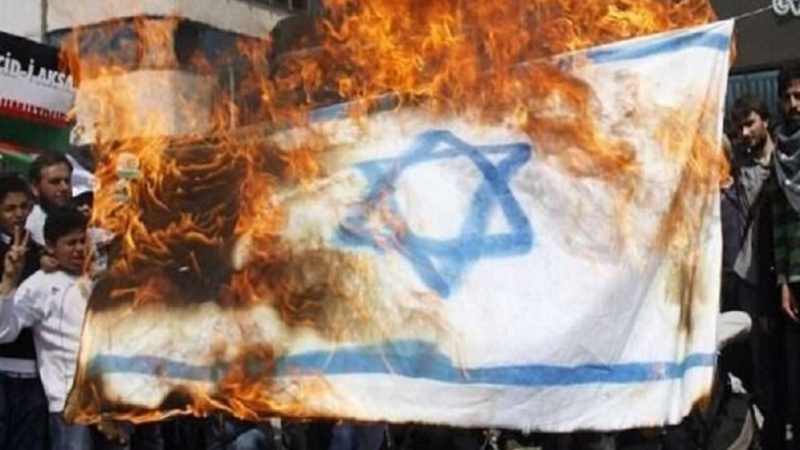 Liviyada sionist bayraği yandirildi