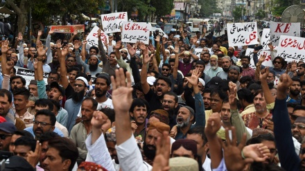 بجلی کی قیمتوں میں اضافے کے خلاف پاکستان میں احتجاج کا سلسلہ جاری