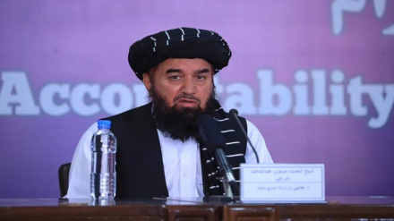 افغانستان: لڑکیوں کی تعلیم کے بعد اب سیاسی جماعتوں کی سرگرمیوں پر بھی پابندی عائد