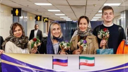 İran və Rusiya arasında viza ləğvindən sonra rusiyalı turistlər İrana axışdı 