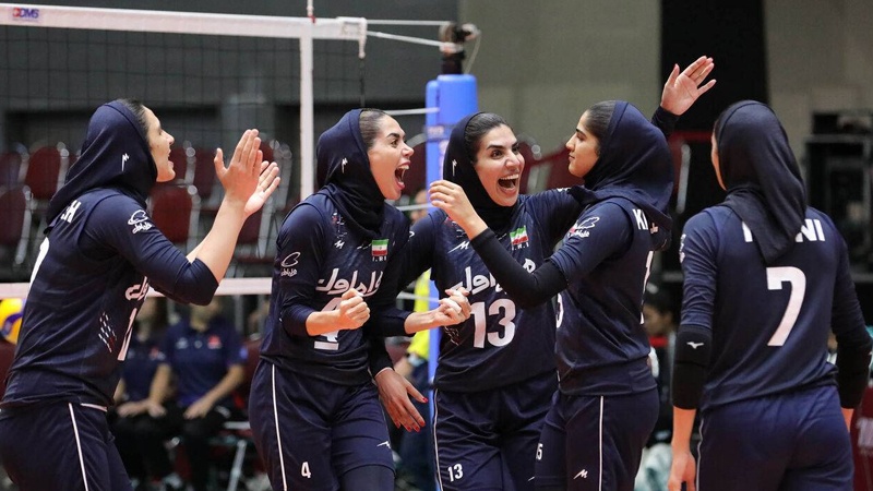 İran qızlar komandası rəqib tanımır 