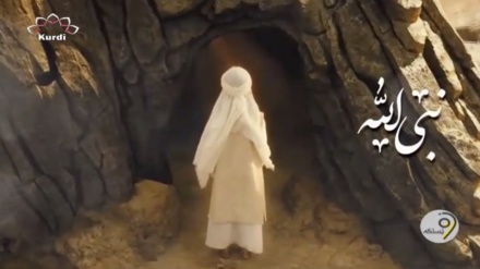  سرودێکی ئایینی بۆ مەدحی پێغەمبەر(ص) پێشکەش بە هۆگرانی زمانی فارسی