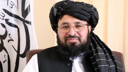 سرپرست حکومت:  د افغانستان د مسايلو په اړه له نړيوالو سره خبرو ته چمتو يوو