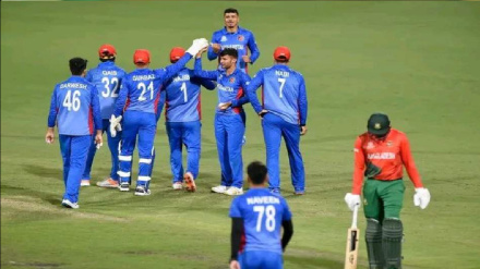 د افغانستان د کرېکټ ملي لوبډلې داسیاجام لومړنۍ لوبه بنګله دېش ته وبایلله