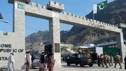 پاکستان له افغانستان څخه ګمرکي محصول درې برابره لوړ کړی دی