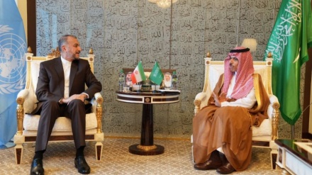 ایران اور سعودی عرب کے وزرائے خارجہ کی ملاقات 