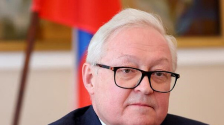 Ruski diplomata američke isporuke oružja sa uranom nazvao krivičnim djelom