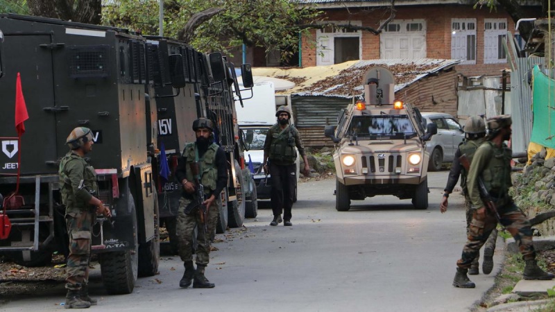 ہندوستان کے زیر انتظام کشمیر میں ایک تصادم میں فوج کا کرنل، میجر اور ایک ڈی ایس پی ہلاک