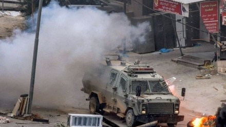 غرب اردن کے شہر جنین میں فلسطینی مجاہدین اور صیہونی فوجیوں کے درمیان شدید لڑائی 