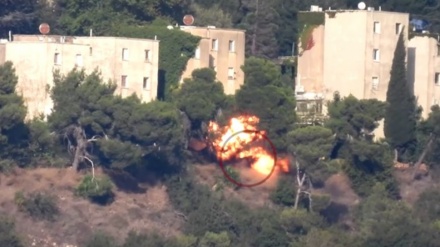 غاصب صیہونی فوجیوں کے ٹھکانوں پر حزب اللہ لبنان کا حملہ (ویڈیو)
