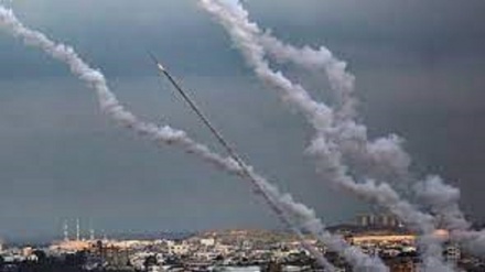 Hamasi nis një sulm me raketa në territorin izraelit